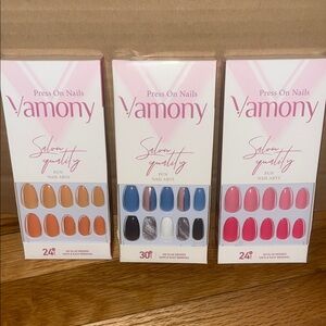 NWT Vamony Press On Nails